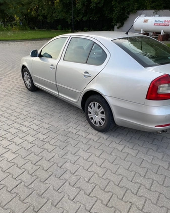 Skoda Octavia cena 18500 przebieg: 240308, rok produkcji 2009 z Koluszki małe 46